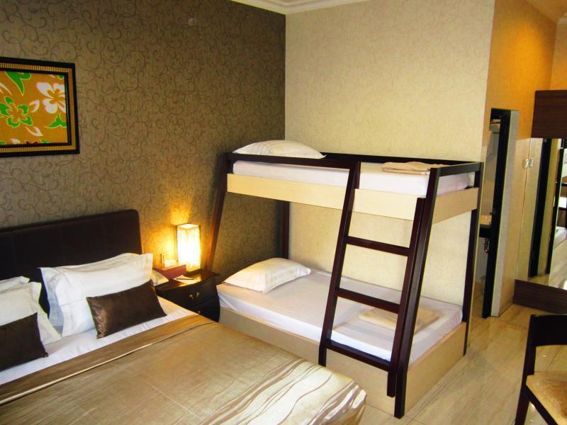Hotel C3 Semarang Exterior photo